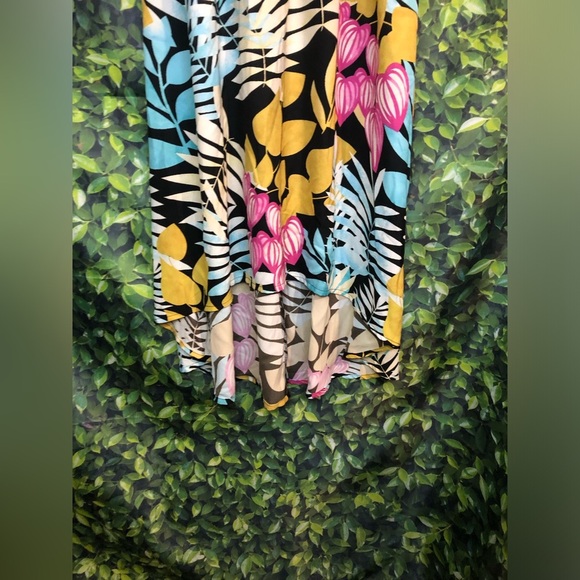 Colorful Halter Neck Dress - Picture 6 of 16